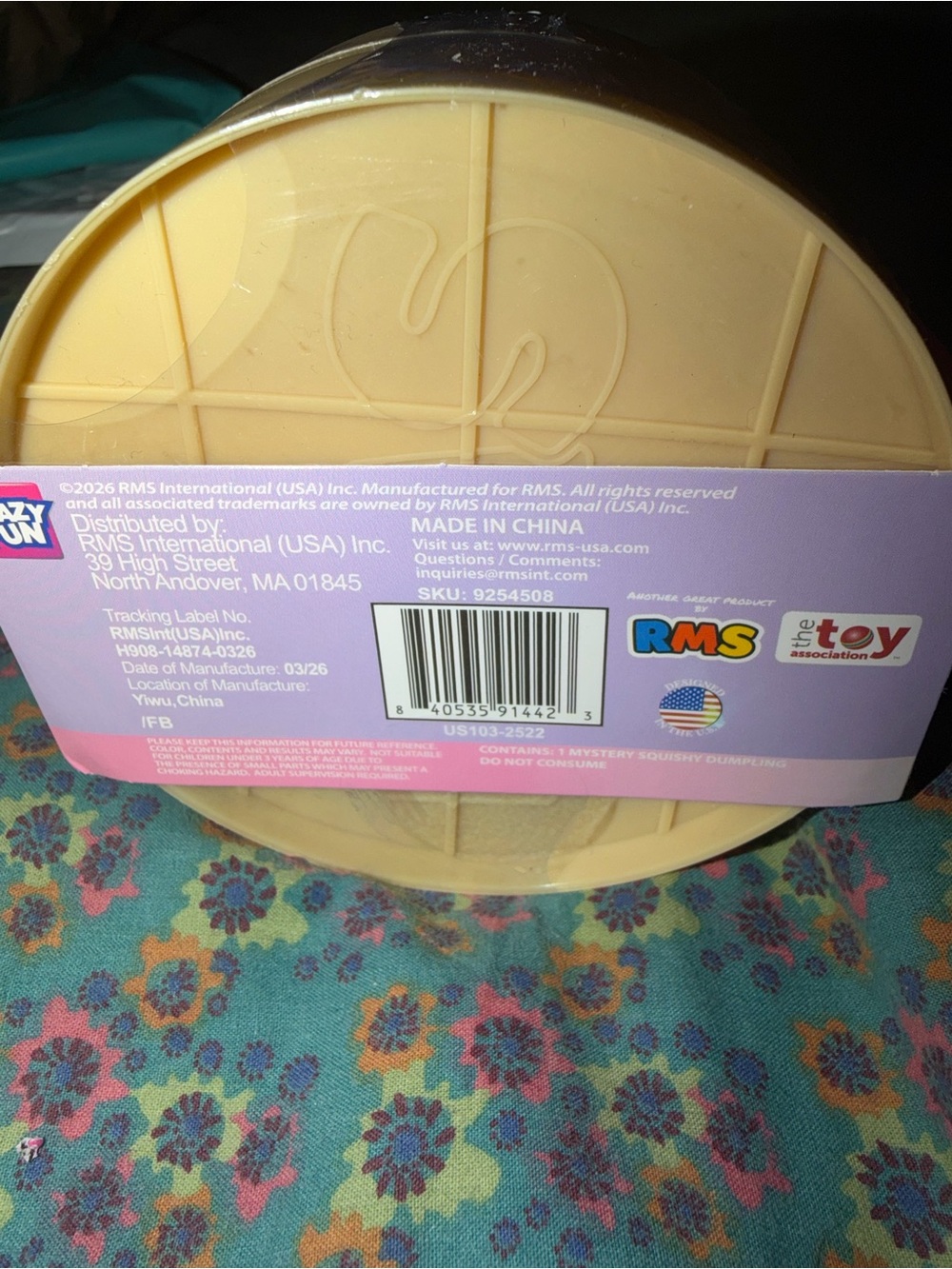 Mystery Dumpling Pink Holographic Edition - Cherry Blossom Scented Party Favor - Picture 3 of 5